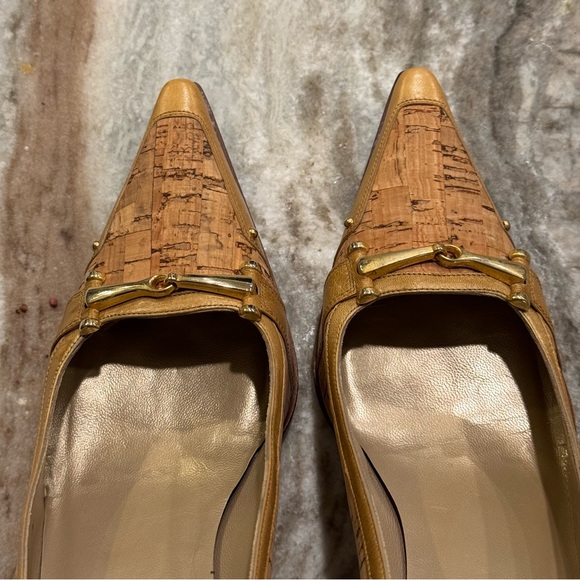 Stuart Weitzman NWOB Cork Pointed Toe Pumps - Gold Horsebit Detail - 10M - Picture 7 of 15